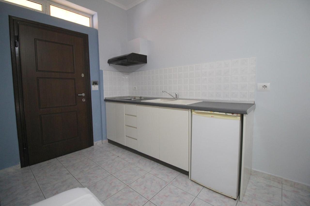Murati Suites Саранда Екстер'єр фото