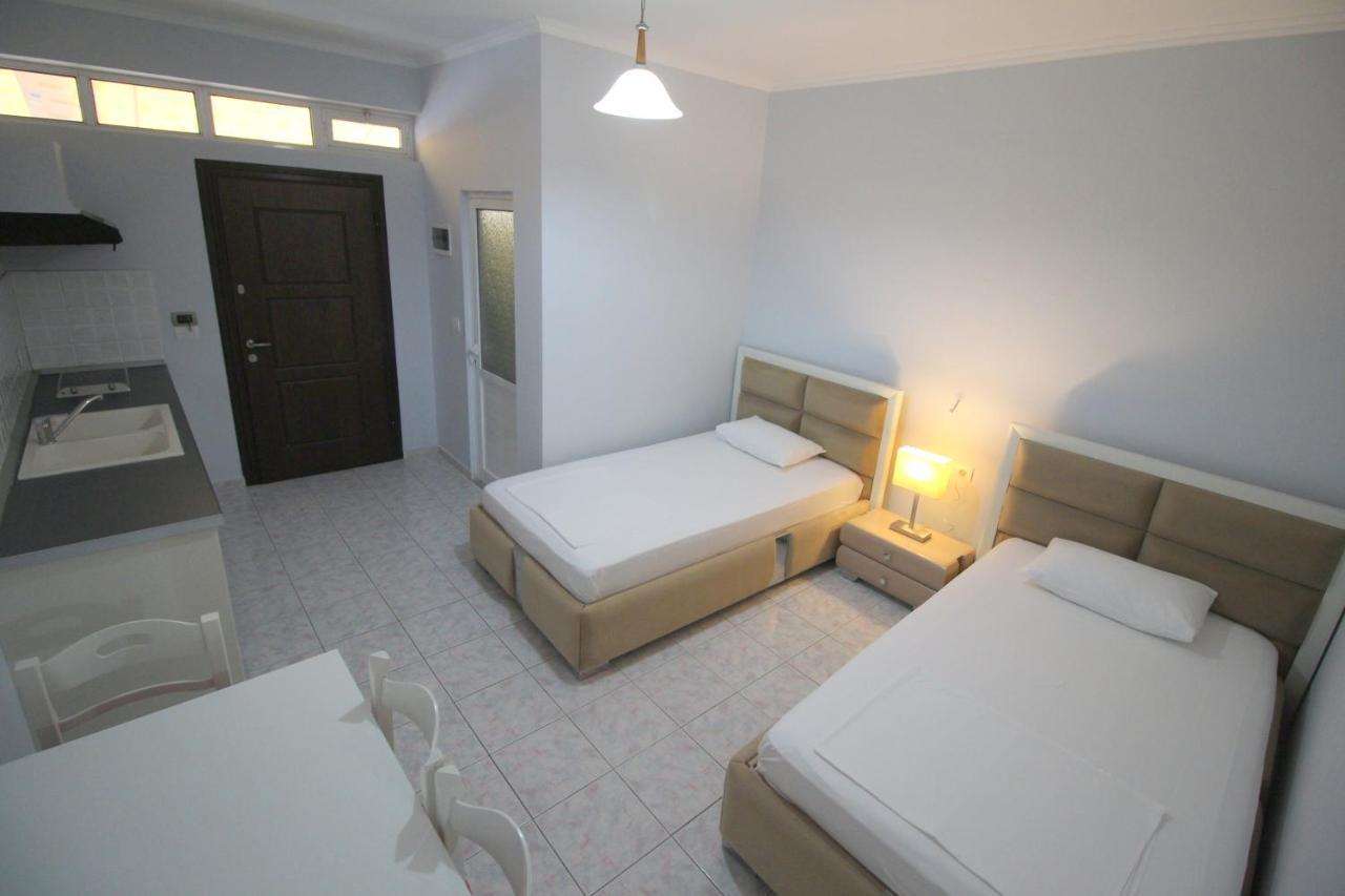 Murati Suites Саранда Екстер'єр фото