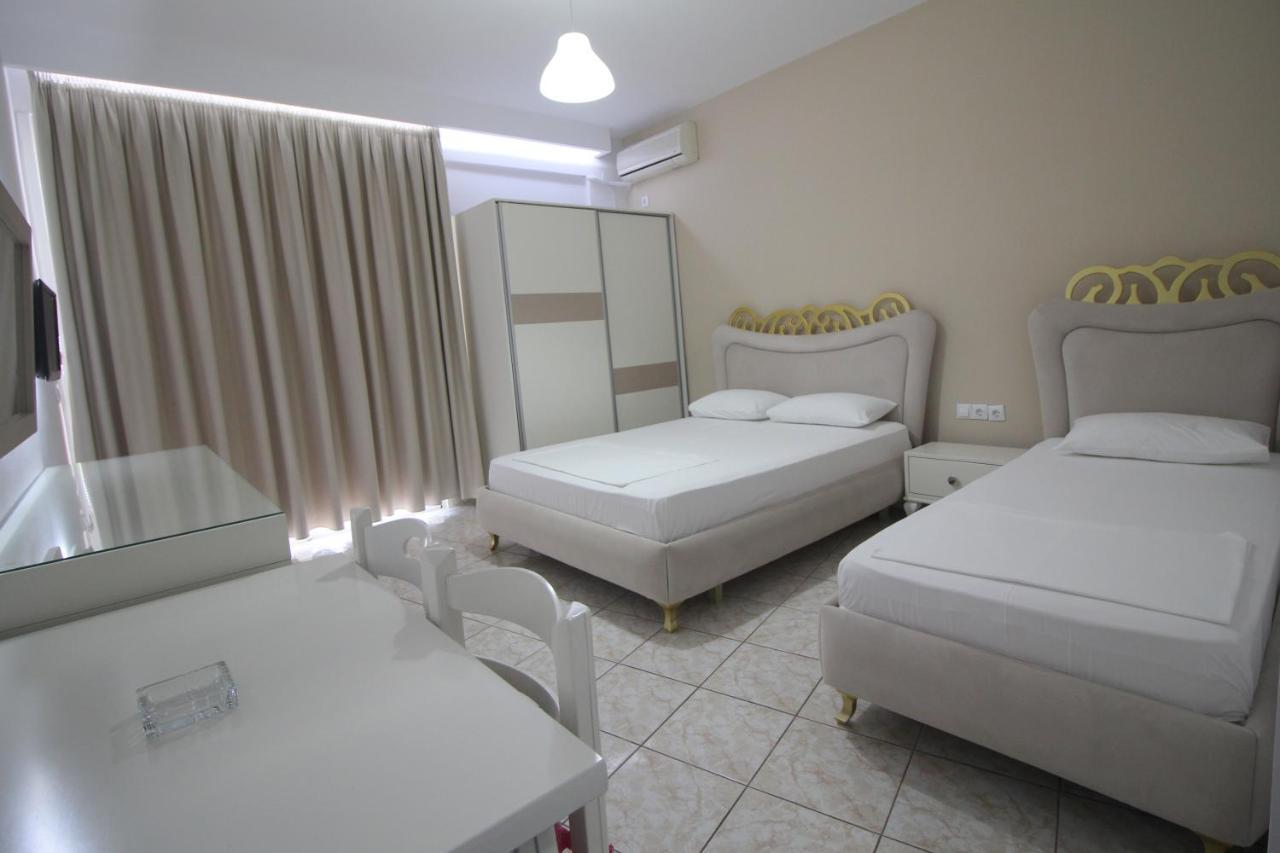 Murati Suites Саранда Екстер'єр фото