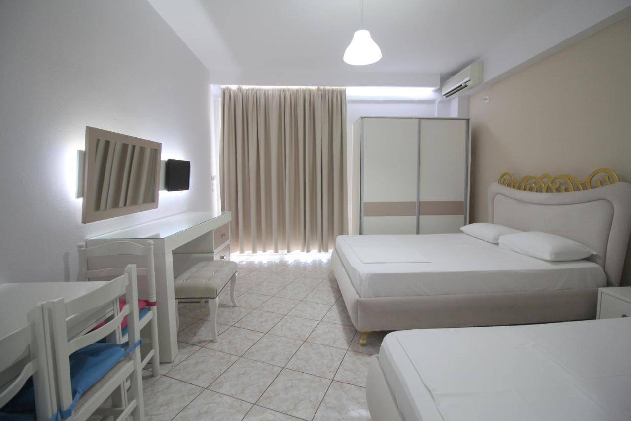 Murati Suites Саранда Екстер'єр фото
